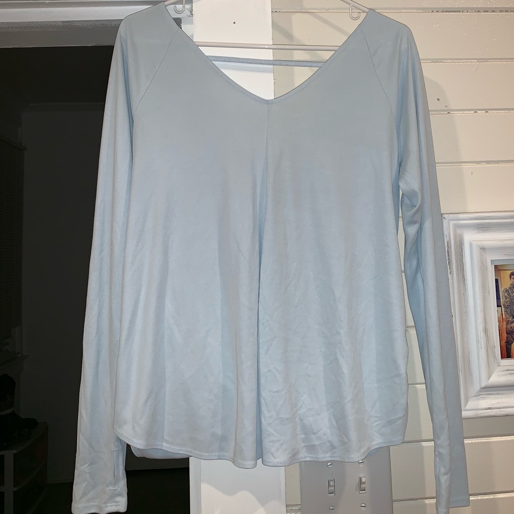 Long sleeve flowy Abercrombie blouse